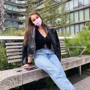 Meet your Posher, Molly